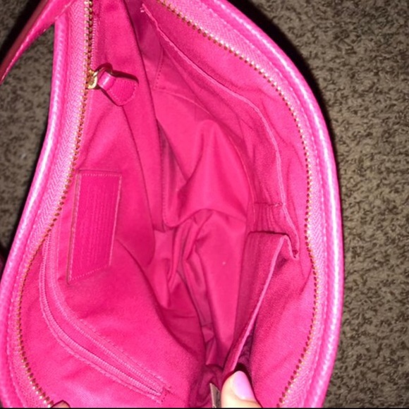 Authentic Coach Crossbody - Picture 4 of 4